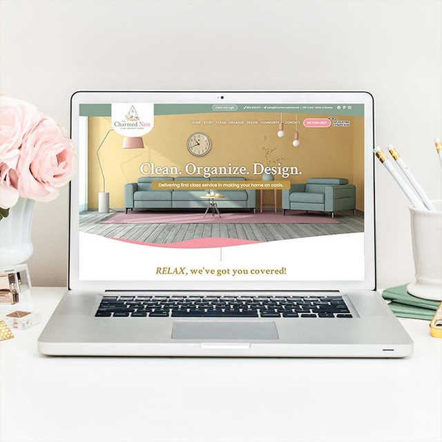 A feminine minimal website for cleaning company.