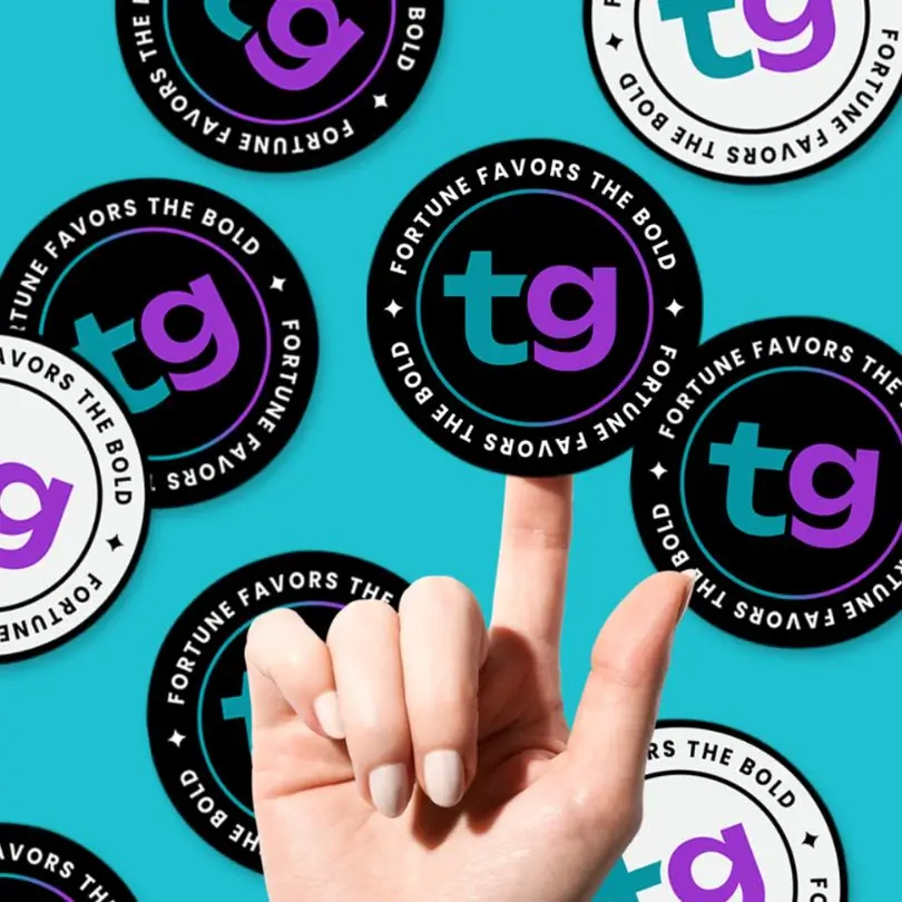 We're graphics designers of course trend, Instagram post 1 of 6.